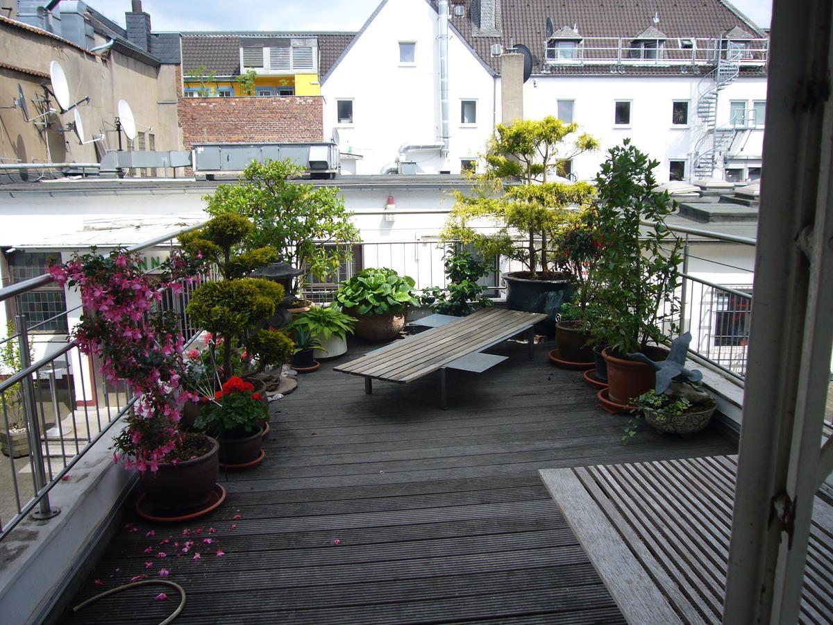 Mit Dachterrasse - Bei Curth Klingen - Teilen Sie Uns Ihre Ankunfszeit Mit Dusseldorf